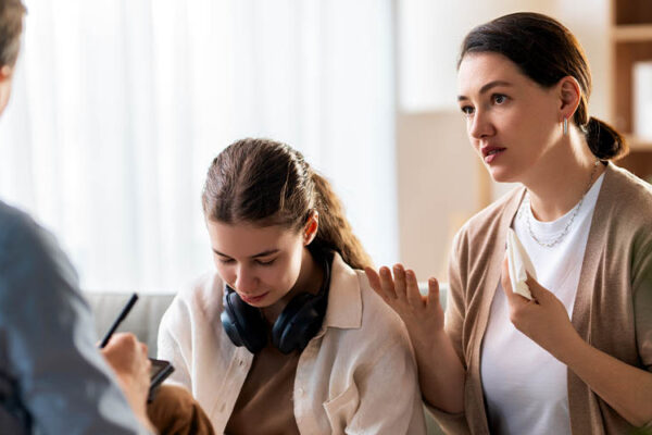 Consultation of the patient with a therapist